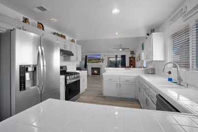 69911 Northhampton Avenue, Cathedral City, CA 92234 - Photo 11