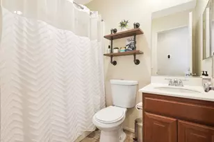 42771 Del Lago Ct, Indio, CA 92203 - Photo 13