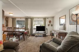 211 N Citrus Ave, Escondido, CA 92027 - Photo 11