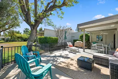 2134 S Sunshine Circle, Palm Springs, CA 92264 - Photo 21