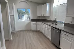 35453 Canteen, Thousand Palms, CA 92276 - Photo 15