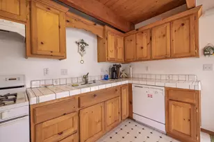391 Mullins Dr, Big Bear City, CA 92314 - Photo 23
