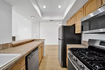 7307 Haskell Avenue #4, Van Nuys, CA 91406 - Photo 9