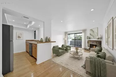 7307 Haskell Avenue #4, Van Nuys, CA 91406 - Photo 3