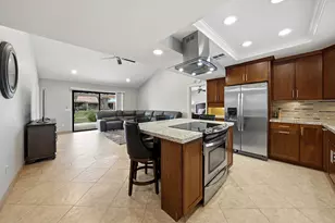 40271 Baltusrol Cir, Palm Desert, CA 92211 - Photo 5