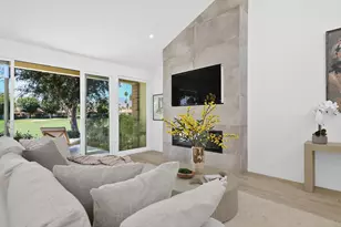 211 Las Lomas, Palm Desert, CA 92260 - Photo 5