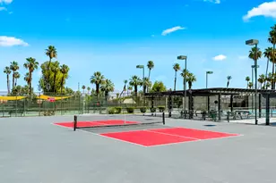 211 Las Lomas, Palm Desert, CA 92260 - Photo 41