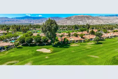 211 Las Lomas, Palm Desert, CA 92260 - Photo 39
