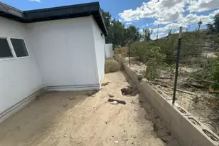 7402 Saladin Ave, 29 Palms, CA 92277 - Photo 15