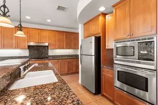 212 Paseo Vista Cir, Palm Desert, CA 92260 - Photo 17