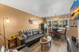 918 W Aeroplane Blvd, Big Bear City, CA 92314 - Photo 11