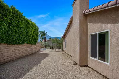 9560 Ekwanok Drive, Desert Hot Springs, CA 92240 - Photo 23