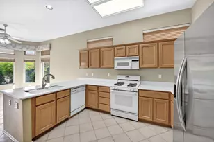 78906 Edgebrook Ln, Palm Desert, CA 92211 - Photo 13