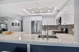 41715 Woodhaven Dr W, Palm Desert, CA 92211 - Photo 11
