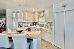38890 Desert Greens Dr W, Palm Desert, CA 92260 - Photo 5