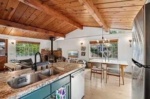 26011 Hemstreet Pl, Idyllwild, CA 92549 - Photo 13