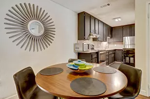 701 Los Felices Cir W, Palm Springs, CA 92262 - Photo 9