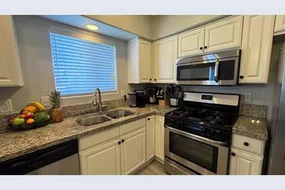 51920 Avenida Carranza, La Quinta, CA 92253 - Photo 17