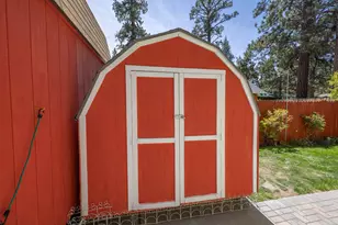 604 E Meadow Ln, Big Bear City, CA 92314 - Photo 31