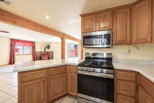 604 E Meadow Ln, Big Bear City, CA 92314 - Photo 13