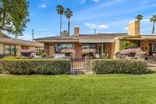 201 Las Lomas, Palm Desert, CA 92260 - Photo 31