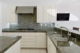 65 Mayfair Dr, Rancho Mirage, CA 92270 - Photo 35