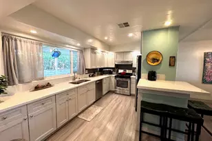 147 Estrada Way, Cathedral City, CA 92234 - Photo 3