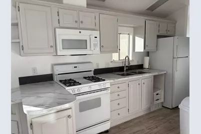 74711 Dillon Road ##819, Desert Hot Springs, CA 92241 - Photo 3