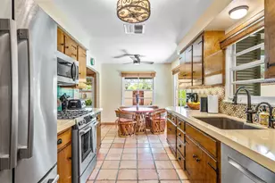 216 E Palo Verde Ave, Palm Springs, CA 92264 - Photo 17
