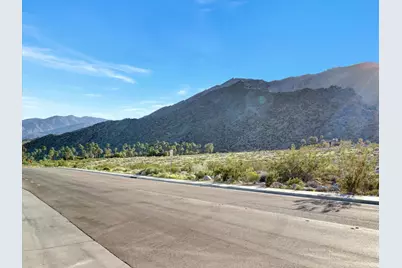 704 Obsidian Loop E, Palm Springs, CA 92264 - Photo 53