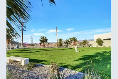 704 Obsidian Loop E, Palm Springs, CA 92264 - Photo 57