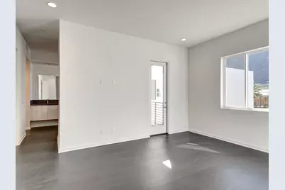 704 Obsidian Loop E, Palm Springs, CA 92264 - Photo 33