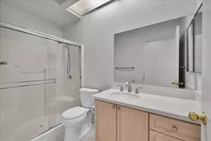 36719 Avenida Del Sol, Cathedral City, CA 92234 - Photo 19