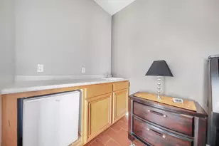 54 Sutton Pl E, Palm Desert, CA 92211 - Photo 33