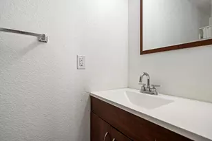 675 N Los Felices Circle W, Palm Springs, CA 92262 - Photo 29