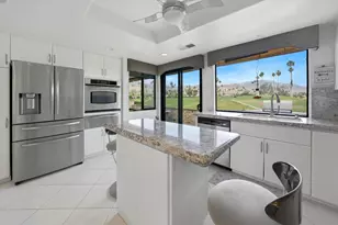 24 El Toro Dr, Rancho Mirage, CA 92270 - Photo 9