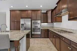 585 Via De La Paz, Palm Desert, CA 92211 - Photo 11