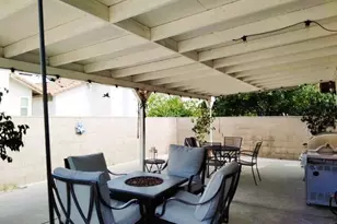 1042 Christobal Ln, Colton, CA 92324 - Photo 21