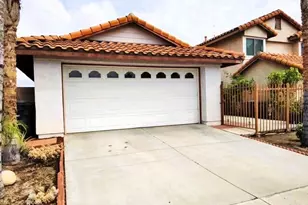 1042 Christobal Ln, Colton, CA 92324 - Photo 3