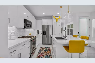 2732 Sunrise Sonata Lane, Palm Springs, CA 92262 - Photo 5