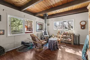 566 Santa Barbara Ave, Sugarloaf, CA 92386 - Photo 11