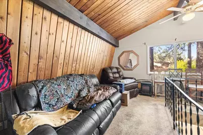 566 Santa Barbara Avenue, Sugarloaf, CA 92386 - Photo 23