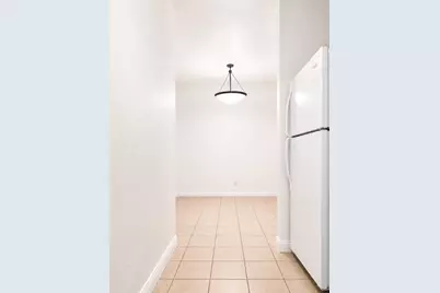 2825 N Los Felices Road #107, Palm Springs, CA 92262 - Photo 9