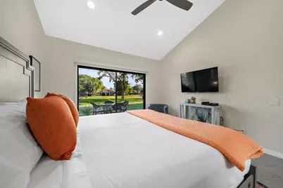 41542 Jupiter Hills Court, Palm Desert, CA 92211 - Photo 9