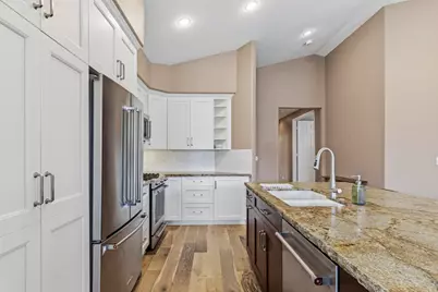 42677 Turqueries Avenue, Palm Desert, CA 92211 - Photo 13