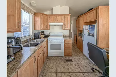 70200 Dillon Road #350, Desert Hot Springs, CA 92241 - Photo 9