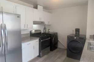 6422 Palm View Ave, 29 Palms, CA 92277 - Photo 3