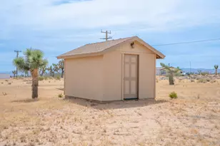 1823 Hilton Ave, Yucca Valley, CA 92284 - Photo 29