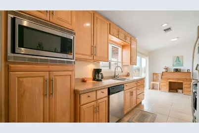 1823 Hilton Avenue, Yucca Valley, CA 92284 - Photo 9
