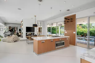 1030 San Rafael Ln, Pasadena, CA 91105 - Photo 17